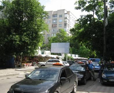 Billboard B in Kherson Usakova av. - Gagarina st., 3 Photo 1