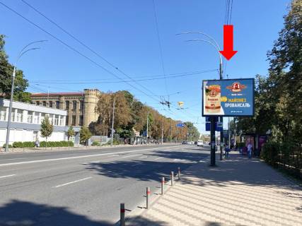 Video Billboard A in Kyiv, 2.3x3.14  Проспект Повітряних Сил (колиш. Повитрофлотський пр.), 30, навпроти, в сторону пл. Солом'янської - 583463 Photo 1