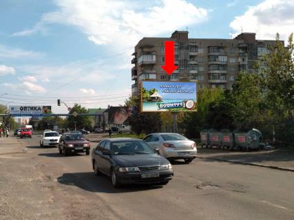 Billboard A in Uzhgorod, 3x6  Grusevs'kogo st., 25 / Zan'kovec'koi st., v bik Minajs'koi st. Photo 1