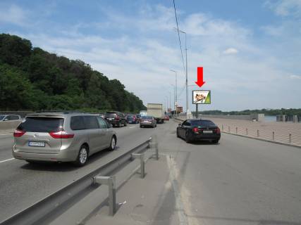 Video Billboard A in Kyiv, 2.3x3.14  Naberezne sose st., 650 m. vid st.m. "Dnipro", v bik Podolu, (rolik 10 sek, 1 vihid/1,5 hvilini) - 184884 Photo 1
