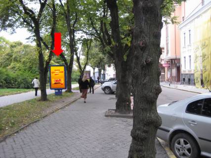 Citylight  in Ternopil, 1.8x1.2  Cornovola st., 2, bila Ukrtelekomu, v bik Teatral'nogo majdanu Photo 1