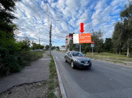 Billboard B in Chernivtsi, 3x6  Винниченка вул. - Руська вул., до Руської вул. Photo 1
