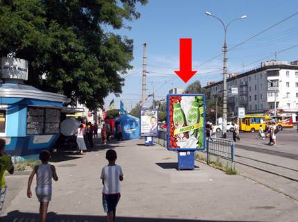 Citylight  in Zhytomyr, 1.8x1.2  Nebesnoi sotni st. (kol. Moskovs'ka st.) / Kiivs'ka st., bila CUMu, na svitlofori Photo 1