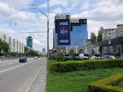 Facade Banners A in Kyiv, 70.45x32.3  Шолуденка вул. - Берестейський пр. - Борщагівська вул. Photo 1