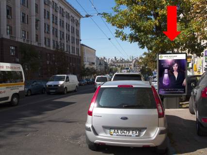 Citylight  in Kyiv, 1.8x1.2  Petluri st., 18 / st. Saksagans'kogo, v bik central'nogo zaliznicnogo vokzalu Photo 1