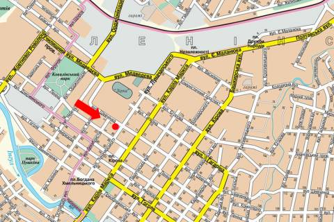 Citylight  in Kropyvnytskyi (Kirovograd), 1.8x1.2  Sevcenka st. / Cornovola st. (kol. Lunacars'kogo st.), bila magazinu "Zoloto" scheme