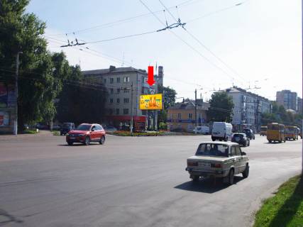 Prismatron, Prism  in Zhytomyr, 3x6  Kiivs'ka st. / Petluri st. (kol. Borodia st.), bila avtovokzalu, na svitlofori, v centr - 446583 Photo 1