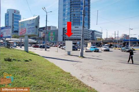 Citylight B in Dnipro (Dnipropetrovsk) Siceslavskaa Nabereznaa st. (byvs. Nabereznaa Lenina st.), vozle cirka Photo 1