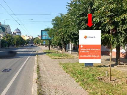 Citylight A in Chernivtsi, 1.8x1.2  Geroiv Majdanu st. (kol. Cervonoarmijs'ka st.), 37 / Sadova st., v centr Photo 1