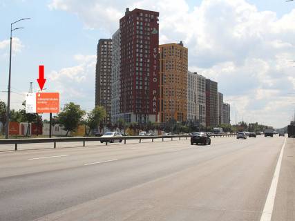 Billboard B in Kyiv, 3x6  Stolicne sose, bila AZS "Glusco", 300 m vid Pivdennogo mostu, z centru Photo 1
