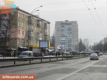 Backlight B in Kyiv Cokolivs'kij bul'v., 28/1, bila supermarketu Sil'po, v storonu Sevastopol's'koi pl. Photo 1