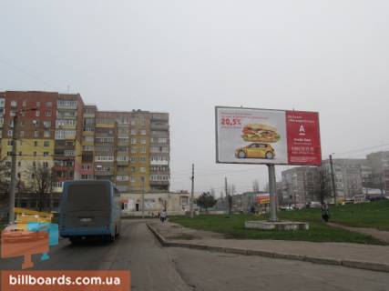 Billboard A in Kropyvnytskyi (Kirovograd) Vokzal'na st. (kolis. Zovtnevoi revolucii st.), v storonu ucilisnoi prov. Photo 1