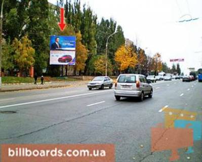Billboard B in Krivy Rig Miru av., 7, verhnij Photo 1