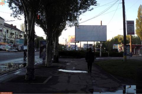 Billboard A in Krivy Rig Sobornosti st. (kolis. Kosiora st.), 27 - Metalurgiv av. Photo 1
