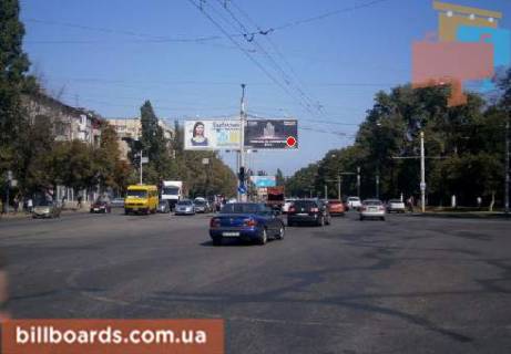 Prismatron, Prism  in Odessa Lustdorfskaa doroga, 88V, vozle AZS "Socar", v storonu Filatova st., razdelitel' - 80596 Photo 1