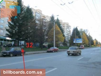Citylight B in Ternopil Bandery av., vozle Privatbanka, v storonu Konoval'ca st. Photo 1