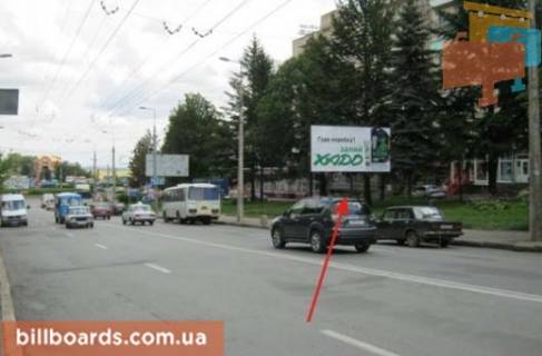 Billboard A in Ternopil Bandery av., vozle Privatbanka, v storonu Protasevica st. Photo 1