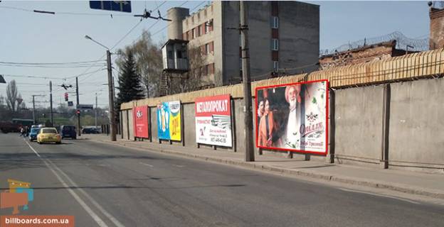 Billboard A in Vinnytsia Privokzal'na st., nedaleko vid zupinki "st. Privokzal'na" Photo 1