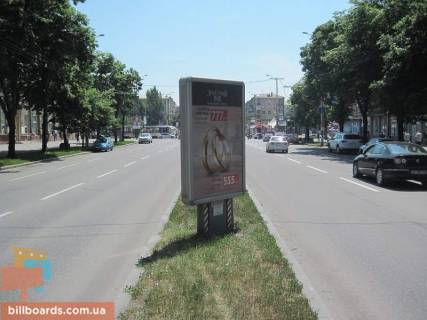 Citylight A in Zaporizhzhya Sobornij av. (kolis. Lenina av.) / Maakovs'kogo st. / Lermontova st., rozdil'nik, do vokzalu Photo 1