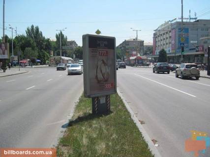 Citylight A in Zaporizhzhya Sobornij av. (kolis. Lenina av.) / Maakovs'kogo st. / Lermontova st., rozdil'nik, do vokzalu Photo 1