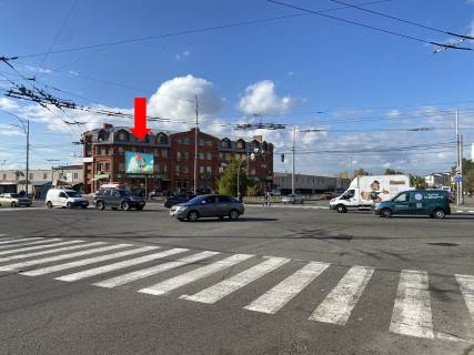 Prismatron, Prism A in Kyiv, 3x6  Raduns'ka st., 3, na perehresti z Leskova st., v bik Miloslavs'ka st. - 457687 Photo 1