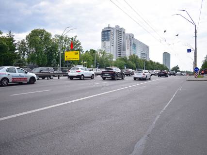 Billboard B in Kyiv, 3x6  Peremogi av., 76, navproti, v storonu st.m. "Berestejs'ka", z centru Photo 1