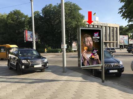 Citylight B in Zhytomyr, 1.8x1.2  Soborna pl., 5/1 / V. Berdicivs'ka st., bila Dramteatru im. Kocergi Photo 1