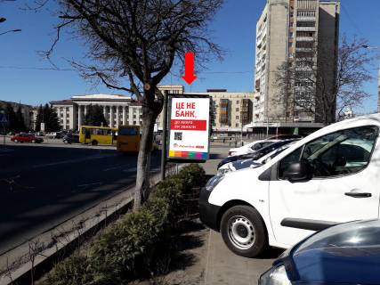 Citylight A in Zhytomyr, 1.8x1.2  Kiivs'ka st., 1 / Soborna pl., bila centru obslugovuvanna abonentiv "Kiivstar" Photo 1