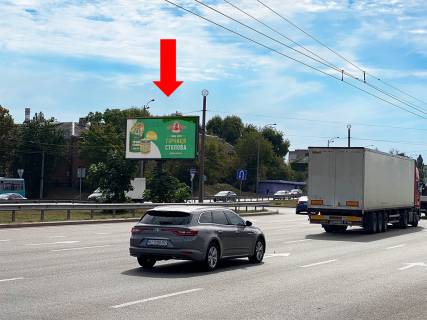 Prismatron, Prism A in Kyiv, 3x6  Kil'ceva doroga - st. Peremogi, rozdil'nik, v storonu TC "Diamant", "4Room", av. Kurbasa - 214636 Photo 1