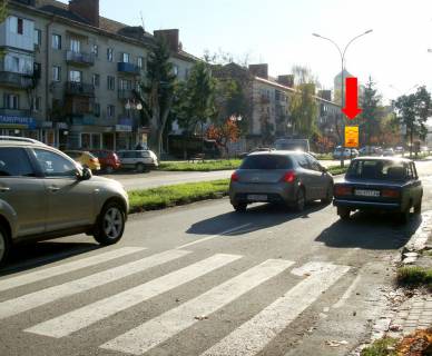 Citylight A in Uzhgorod, 1.8x1.2  Svobodi av., 28, rozdil'nik, centr obslugovuvanna MTS, v bik Kirila i Mefodia pl. Photo 1