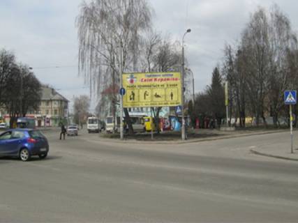 Billboard A in Rivne Nebesnoi Sotni st. (kolis. Kikvidze st.) - Miru av. Photo 1