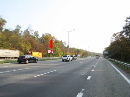 Billboard B in Kyiv, 3x6  Trasa Kiiv-Borispil' - st. Borispil's'ka, navproti znaku "Evro 2012", v storonu aeroportu "Borispil'", gipermarketu "Fozzi" Photo 1