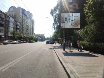 Video Billboard  in Kyiv, 2.3x3.14  Antonovica st. (kolis. Gor'kogo), 162, na svitlofori, prajs za translaciu rolika 10 sek 1vihid/90 sek, z 06:00 do 21:00 - 418261 Photo 1