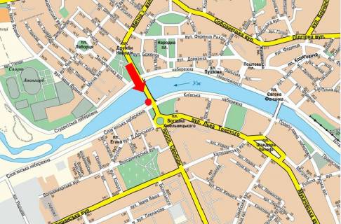 Prismatron, Prism A in Uzhgorod, 3x6  Hmel'nic'kogo pl. / Slov''ans'ka naberezna, viizd z mostu na plosu - 110077 scheme