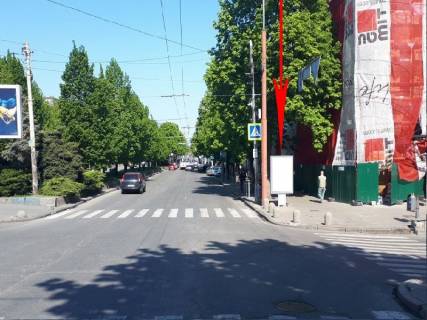 Citylight  in Dnipro (Dnipropetrovsk) Avornic'kogo av.  (kolis. Marksa av.), 1-44 - Barikadna st., v storonu st. Harkivs'koi Photo 1