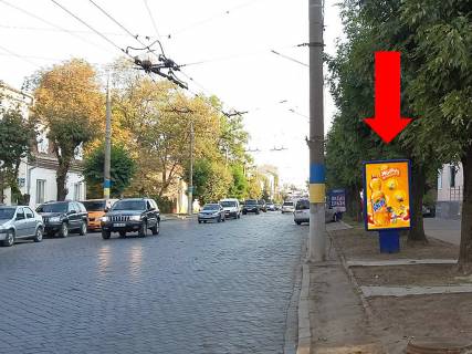 Citylight  in Chernivtsi, 1.8x1.2  Golovna st., 104 / Serbanuka st. (kol. Capaeva st.), z centru Photo 1