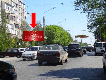 Billboard B in Chernivtsi, 3x6  Golovna st., 189, bila magazinu "Flamingo", Privatbanku Photo 1