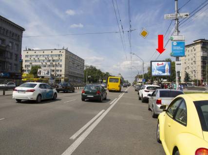 Video Billboard  in Kyiv, 2.3x3.14  Peremogi av., 26, navproti st.m. "Politehnicnij institut", bila TRC "Smart Plaza", supermarketu "Sil'po", z centru, (rolik 10 sek, 1 vihid/1,5 hvilini) - 441199 Photo 1