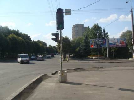 Prismatron, Prism A in Rivne Naberezna st. - Miru av., prava - 297644 Photo 1