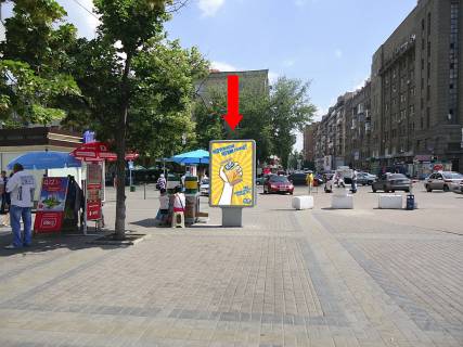 Citylight B in Kharkiv, 1.8x1.2  Privokzal'na pl., bliznij do Kotlara st. (kol. Cervonoarmijs'ka st.), kafe "FreshLife" Photo 1