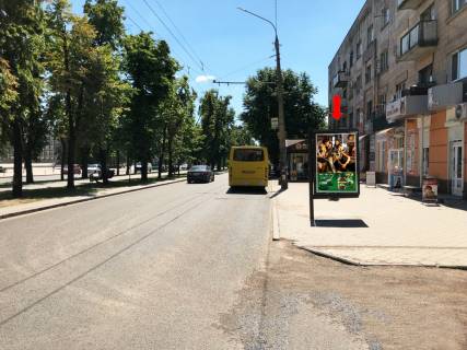 Citylight A in Cherkasy, 1.8x1.2  Sevcenka bst., 276, navproti PK "Druzba Narodiv", z centru Photo 1