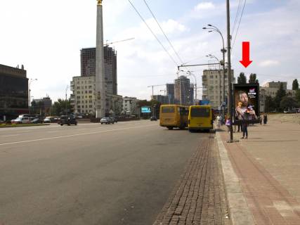 Citylight A in Kyiv, 1.8x1.2  Peremogi pl., 2, bila Cirku, v storonu Povitroflots'kogo mostu Photo 1