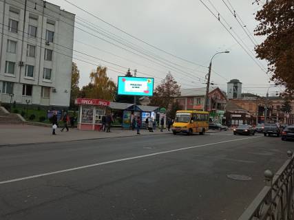 Video Billboard  in Rivne, 3x6  Soborna st., 195, prajs za rolik 10 sek 1 vihid / 3 hvilini, z 8:00-22:00: 00. Rozrahunok dla insih parametriv utocnujte u menedzera. - 416518 Photo 1