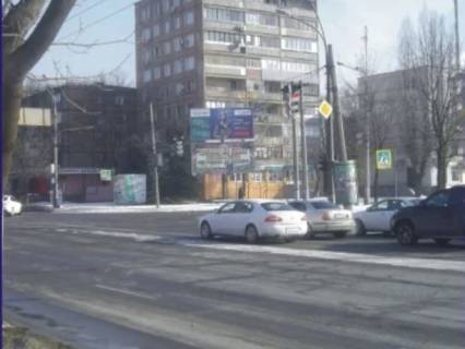 Billboard A in Krivy Rig, 3x6  Miru av., 2 - Kobilans'kogo st., 203, MakDonal'ds, AZS "Ukrnafta", niznij Photo 1