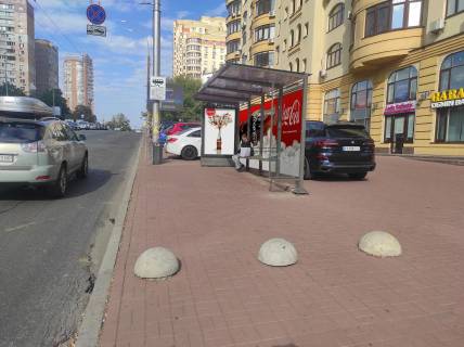 Non-Standard A in Kyiv, 2x5.52  Чорновола вул., 29, зупинка "Маршала Рибалка, (S повне бренд. = внутр. 10,56 м2 + зовн. 11,12 м2 + сіті 4,32 м2) Photo 1