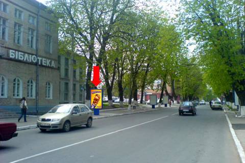 Citylight B in Khmelnitsky, 1.8x1.2  Teatral'na st., 28 / Grusevskogo st., bila Oblasnoi naukovoi biblioteki Photo 1