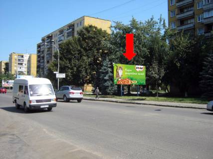Billboard  in Uzhgorod, 3x6  Minajs'ka st., 27, bila magazinu "Sil'po" Photo 1
