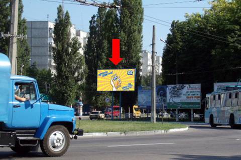 Billboard A in Kremenchuk, 3x6  Ukrainki av. (kol. 50-ricca Zovtna av.), bila Pivzavodu Photo 1
