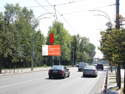 Billboard B in Kyiv, 3x6  Povitroflots'kij av., 63, na svitlofori, bila aeroportu "Kiiv", z centru Photo 1