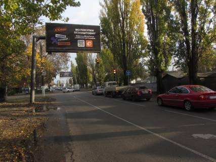 Billboard + in Odessa, 3x6  Інглезі вул. (колиш. 25-Чапаєвської дивізії вул.), 20 - Лип Івана і Юрія вул. (колиш. Гайдара вул.) Photo 1